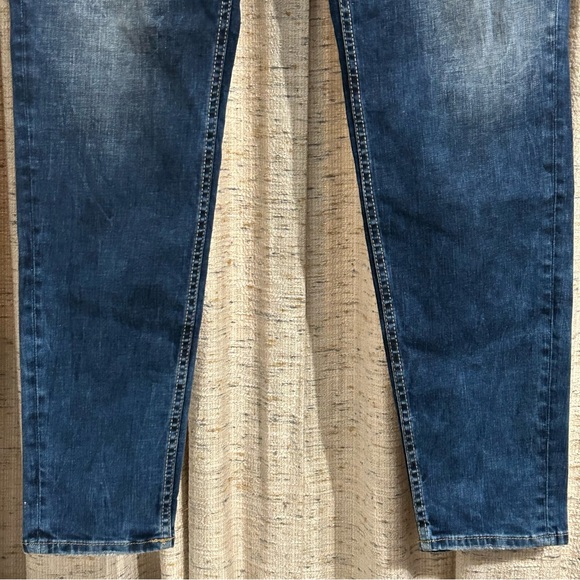 Silver Jeans Co. Suki Distressed Skinny Jeans - 16 - Picture 4 of 11